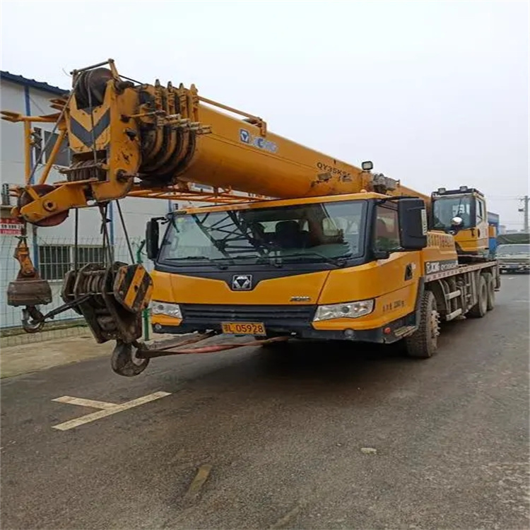 排湖风景区吊车出租保险：全面覆盖，安全无忧