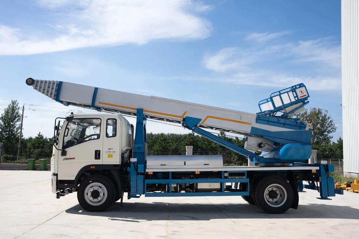 排湖风景区云梯上料车租赁费用