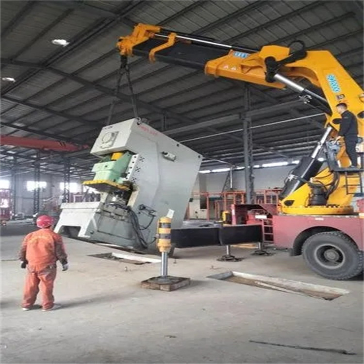 排湖风景区80吨折臂吊车出租附近电话