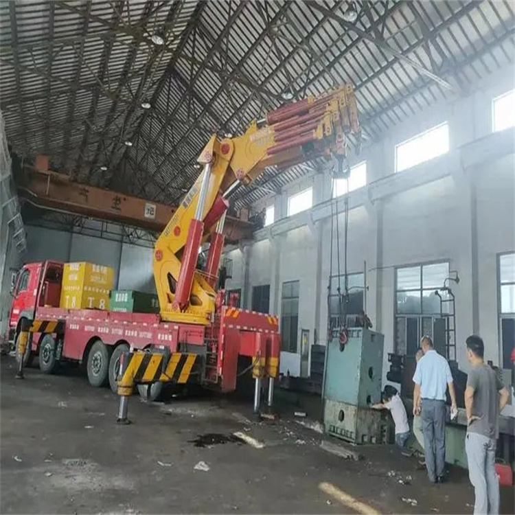 排湖风景区速查！附近自卸吊车租赁电话及租赁全攻略