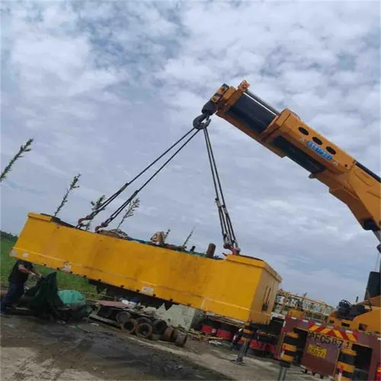 排湖风景区随车吊吊集装箱怎么吊