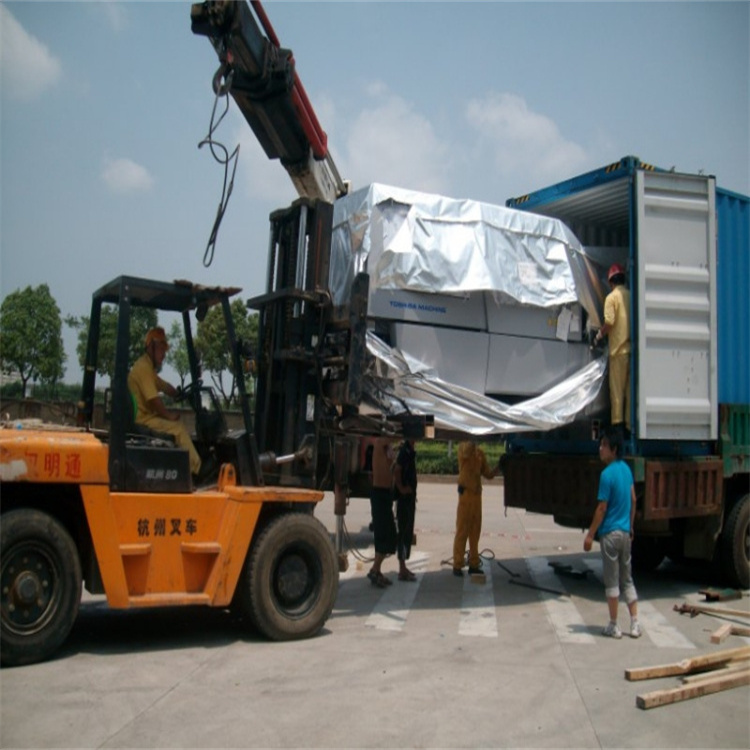 排湖风景区随车吊12吨能吊多重